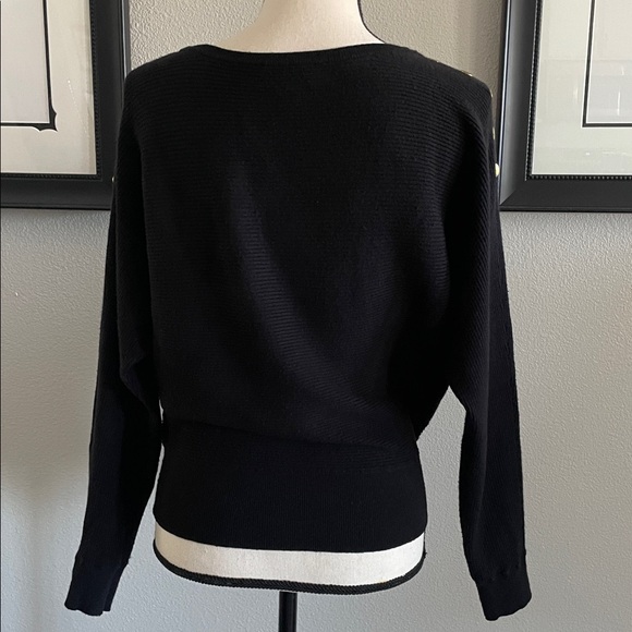 ♥️Express♥️ Black Crew Neck Ribbed Sweater Size (Med) - Picture 5 of 10